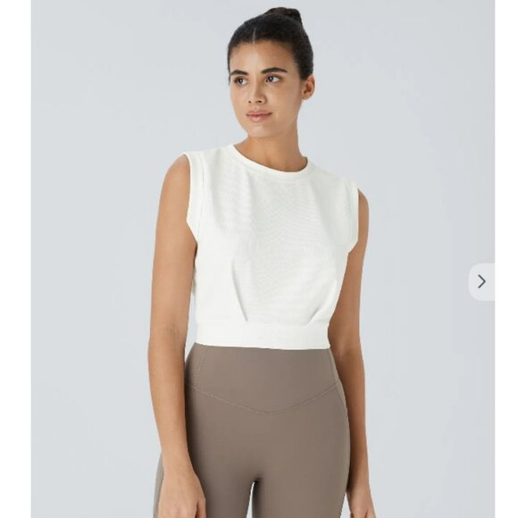 NWT Halara Crew Neck Cropped Yoga Tank Top Patitoff Flow M - Picture 1 of 11